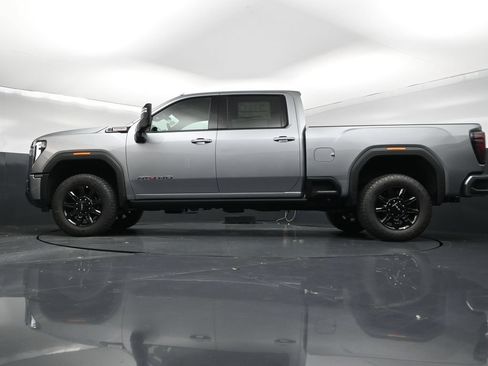 New 2026 GMC Sierra 2500 AT4 w/ AT4 Preferred Package AWD/4WD image 30
