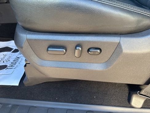 Used 2016 Ford F350 Lariat w/ Lariat Ultimate Package image 19