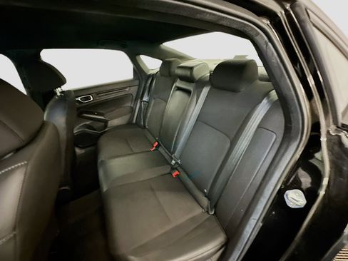 Used 2025 Honda Civic Sport image 28
