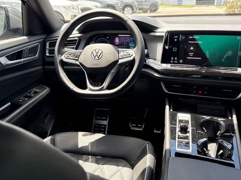 New 2025 Volkswagen Atlas Cross Sport SEL Premium R-Line AWD/4WD image 21