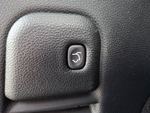 Used 2018 Jeep Grand Cherokee Limited image 30