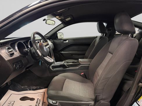 Used 2007 Ford Mustang Premium RWD image 13
