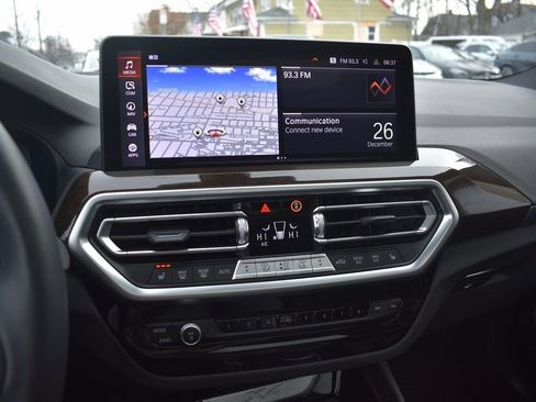 Used 2024 BMW X4 xDrive30i image 19