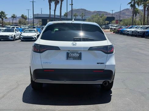 Used 2024 Honda HR-V Sport image 4