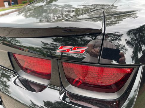 Used 2011 Chevrolet Camaro SS w/ RS Package image 11