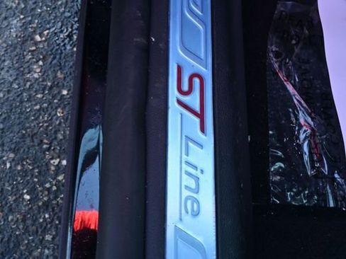 New 2026 Ford Explorer ST-Line w/ ST-Line Street Pack image 40