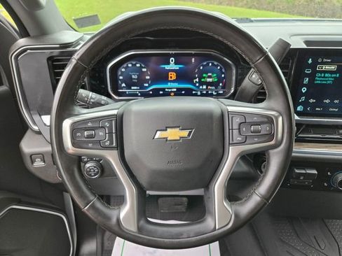 Used 2024 Chevrolet Silverado 2500 LT w/ Convenience Package AWD/4WD image 31