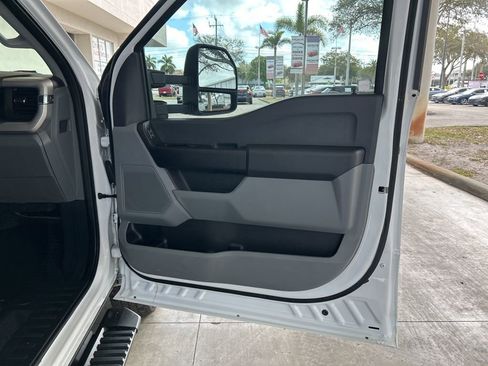 Used 2024 Ford F350 XL w/ FX4 Off-Road Package AWD/4WD image 27