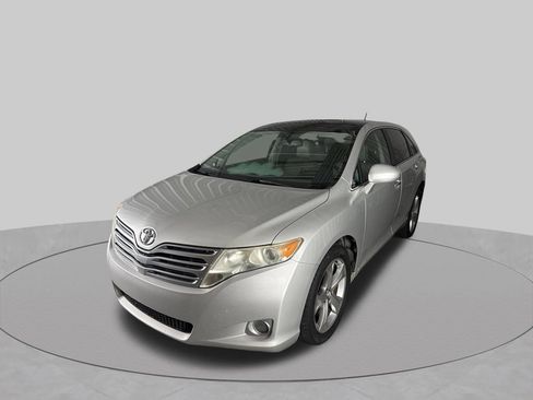 Used 2009 Toyota Venza FWD image 4
