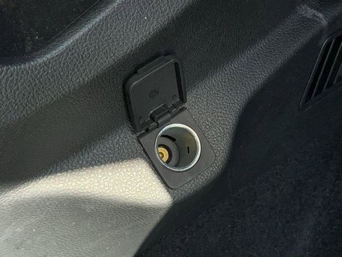 Used 2024 Ford Edge Titanium image 60