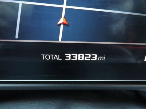 Used 2025 BMW M3 Competition AWD/4WD image 30
