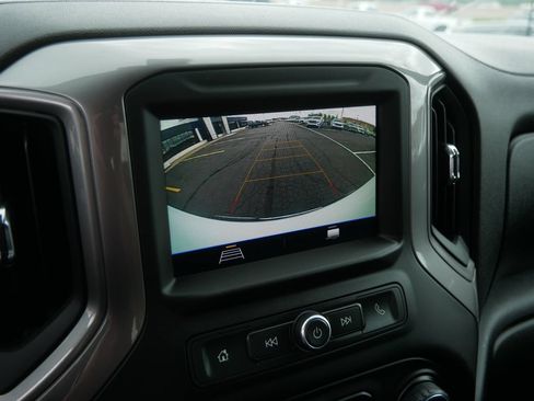 Used 2020 Chevrolet Silverado 1500 Custom w/ Trailering Package AWD/4WD image 25