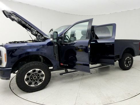 Used 2024 Ford F250 Lariat w/ Lariat Ultimate Package image 11