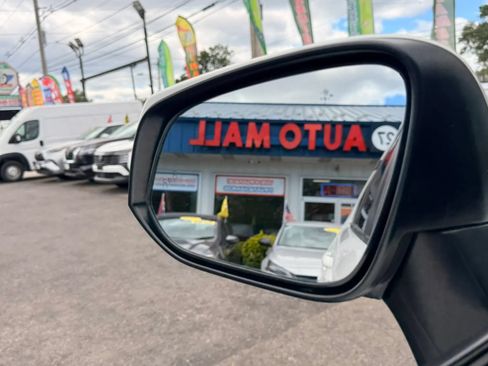 Used 2024 Toyota RAV4 XLE FWD image 29