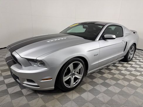 Used 2013 Ford Mustang GT Premium w/ GT Coupe Accessory Pkg 5 image 10