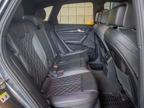 Used 2022 Audi SQ5 Prestige w/ Prestige Package AWD/4WD image 21
