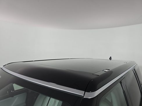 Used 2024 Rivian R1S Launch Edition AWD/4WD image 13