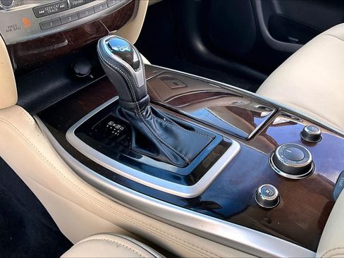 Used 2016 INFINITI QX60 FWD w/ Deluxe Technology Package image 16