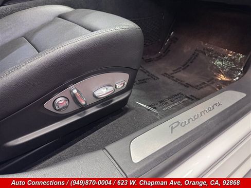 Used 2012 Porsche Panamera image 34