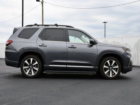 Used 2024 Honda Pilot Elite image 8