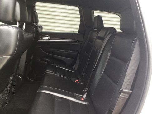 Used 2022 Jeep Grand Cherokee Limited w/ Trailer Tow Group IV AWD/4WD image 7