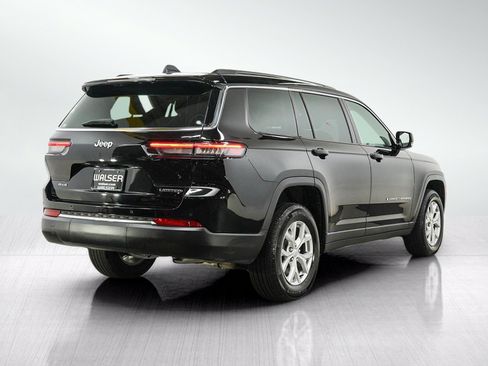 Used 2023 Jeep Grand Cherokee L Limited AWD/4WD image 6