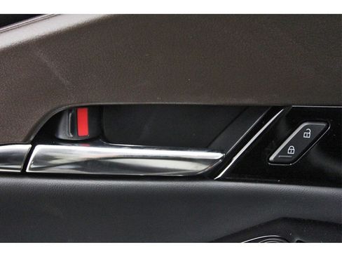 Certified 2025 MAZDA CX-30 AWD 2.5 S w/ Premium Package image 19