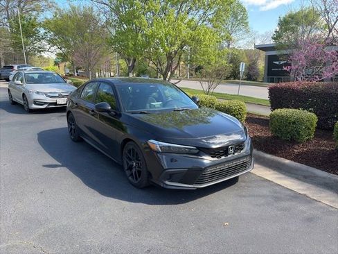 Used 2023 Honda Civic Sport image 9