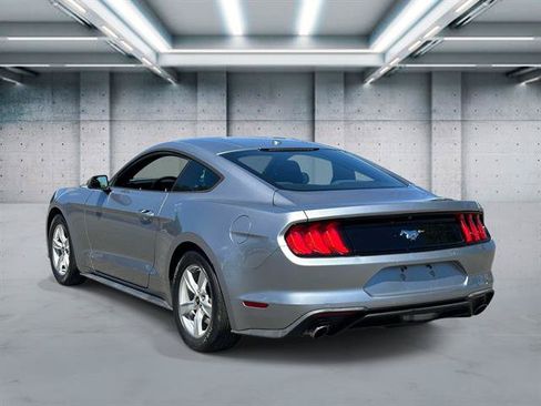 Used 2020 Ford Mustang Coupe RWD image 5