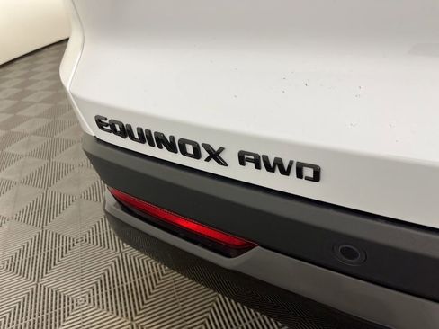 New 2026 Chevrolet Equinox RS w/ Safety and Technology Package AWD/4WD image 19