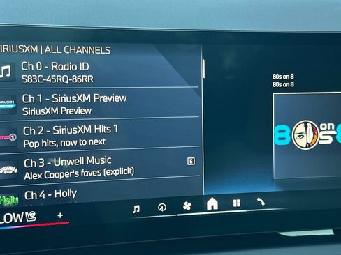 Used 2025 BMW X3 xDrive30i w/ Premium Package image 24