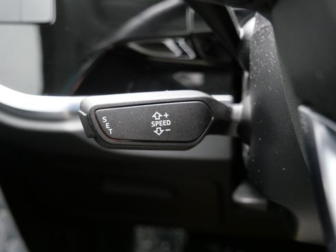 Used 2020 Audi Q3 2.0T Premium AWD/4WD image 29