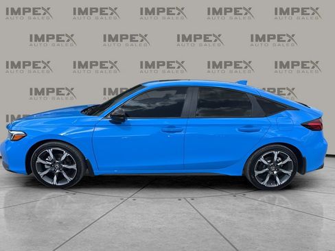 Used 2025 Honda Civic Sport Touring image 2
