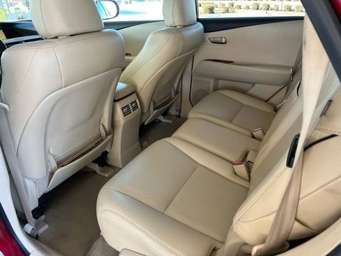 Used 2010 Lexus RX 350 2WD image 17