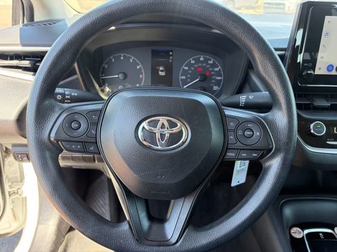 Used 2024 Toyota Corolla LE FWD image 8
