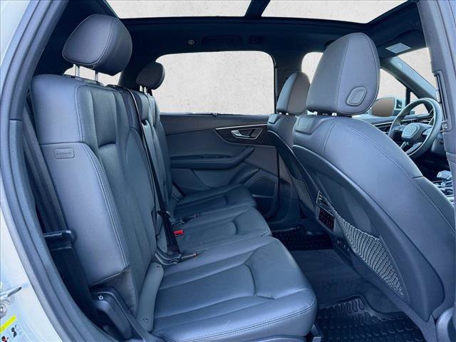 Used 2023 Audi Q7 3.0T Prestige AWD/4WD image 23