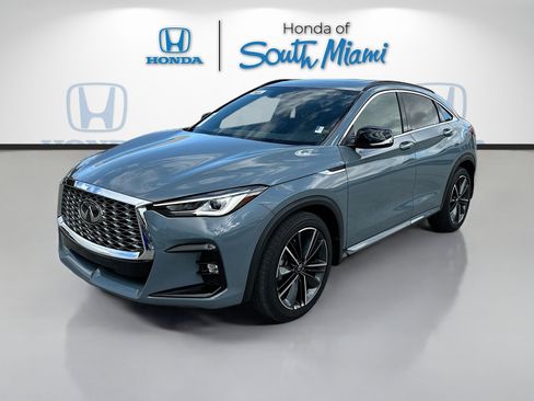 Used 2025 INFINITI QX55 Luxe w/ Cargo Package image 3