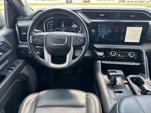 Used 2024 GMC Sierra 1500 Denali w/ Denali Reserve Package AWD/4WD image 24