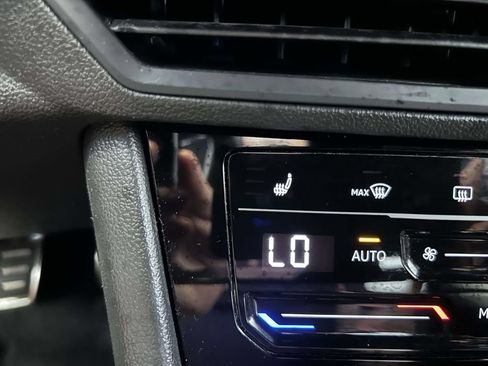 Used 2025 Volkswagen Jetta Sport FWD image 22