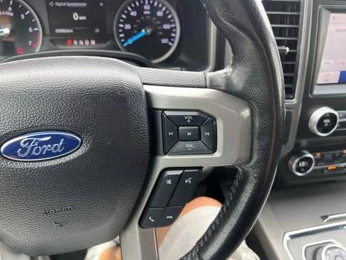 Used 2021 Ford Expedition XLT RWD image 31