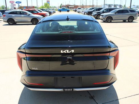 Used 2025 Kia K4 FWD image 13