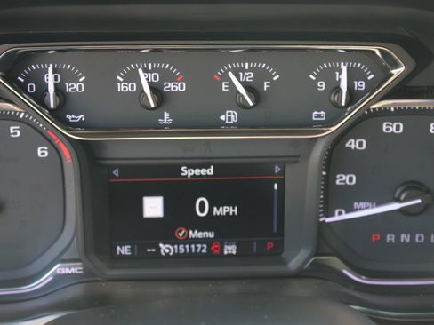 Used 2019 GMC Sierra 1500 SLT AWD/4WD image 13