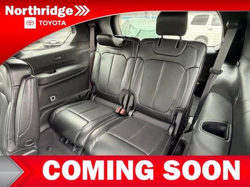 Used 2024 Jeep Grand Cherokee L Limited w/ Luxury Tech Group II image 8