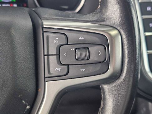 Used 2021 Chevrolet Suburban LT w/ Rear Media and Nav Package AWD/4WD image 29