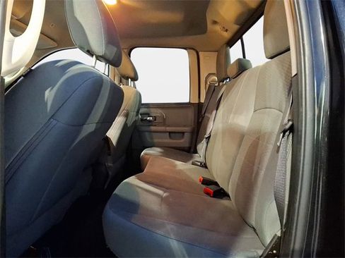 Used 2017 RAM 1500 Classic SLT image 19