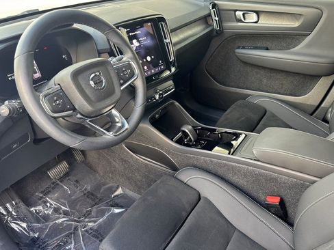 Used 2023 Volvo XC40 Recharge Plus AWD/4WD image 14