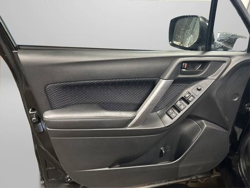 Used 2018 Subaru Forester 2.5i w/ Alloy Wheel Package image 21