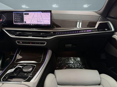 Used 2024 BMW X5 sDrive40i w/ M Sport Package RWD image 27