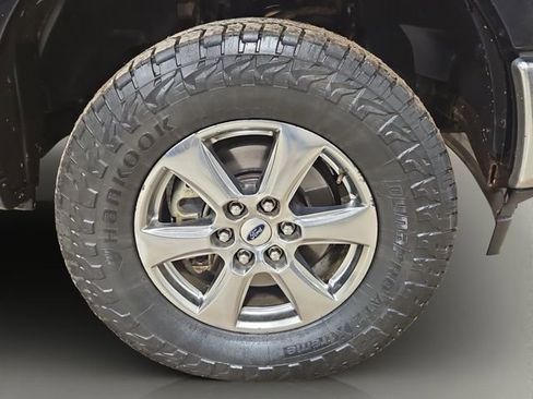 Used 2019 Ford F150 XLT w/ Equipment Group 302A Luxury AWD/4WD image 27