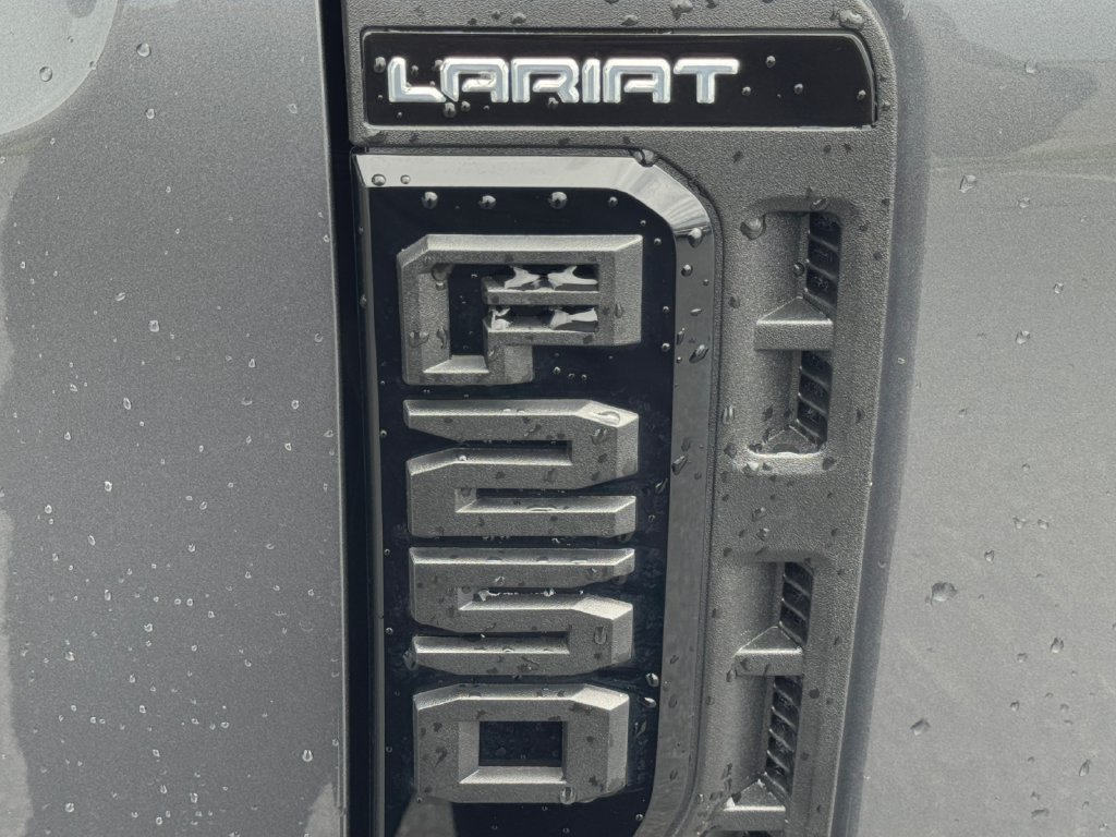 Used 2024 Ford F250 Lariat w/ Lariat Ultimate Package AWD/4WD image 16